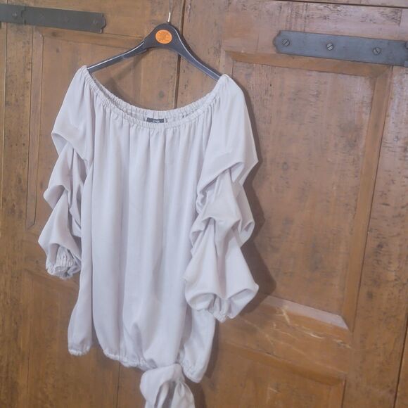 Womens MSK Nordstrom Rosy Beige Spanish Poet Style Blouse off the shoulder Puffs - Picture 9 of 11